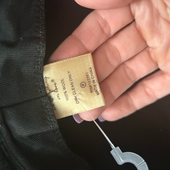 Do Everything in Love 100% wool banded hat NWT - Picture 5 of 6